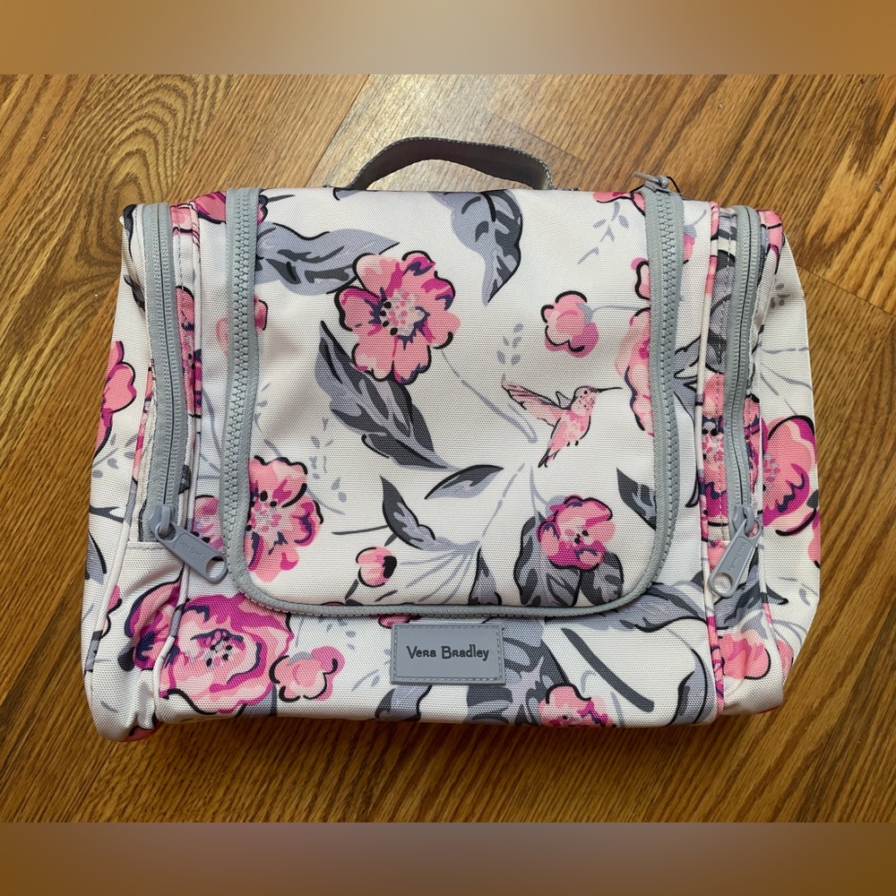 Vera Bradley Hanging Organizer